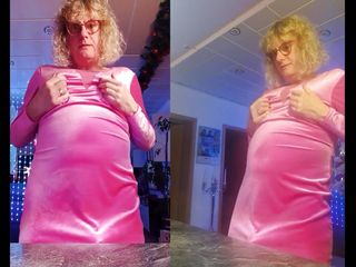 Tslillysophie in Hot Pink Dress Shows Her Big Tits