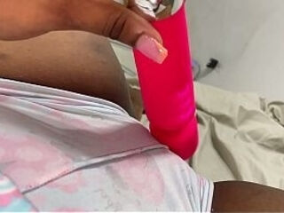 Mi masdrastra se masturba y me envio video por whatsapp