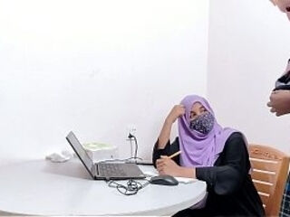 Hijabi Hot bank manager fuck by desi village Farmer Desi chudai xxx
