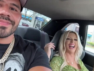 Stacked blonde bitch devours car driver's BBC in open-air hardcore