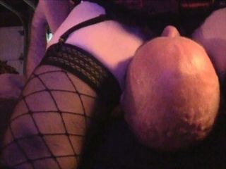 Slutty MILFie wife in fishnet stockings is ready for some facesitting