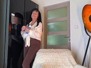 Private little masturbating home movie