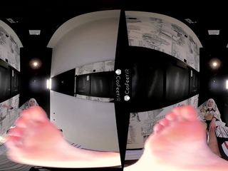 Amateur Foot Fetish Girlfriend Sucks and gives a Footjob
