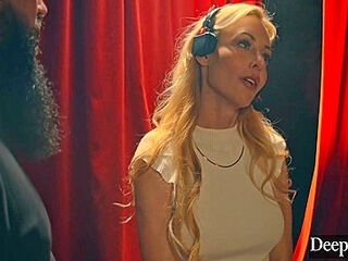 Burlesque Dancer Kira Gets Creampied At Afterparty - Teaser Video