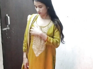 School girl ko paise dekar jabar dasti pela