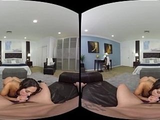 Crazy AMERICA VR practice Ava like never before